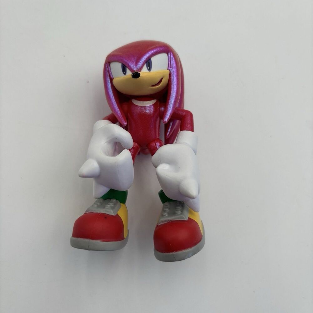 JAKKS Pacific Sonic Hedgehog Knuckles 4in Figure Pearlescent Iridescent 2023